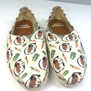 Groove Bags- Woman’s Size:7W,‎ Guinea Pig Cream shoes